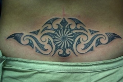 inaki-back-0702